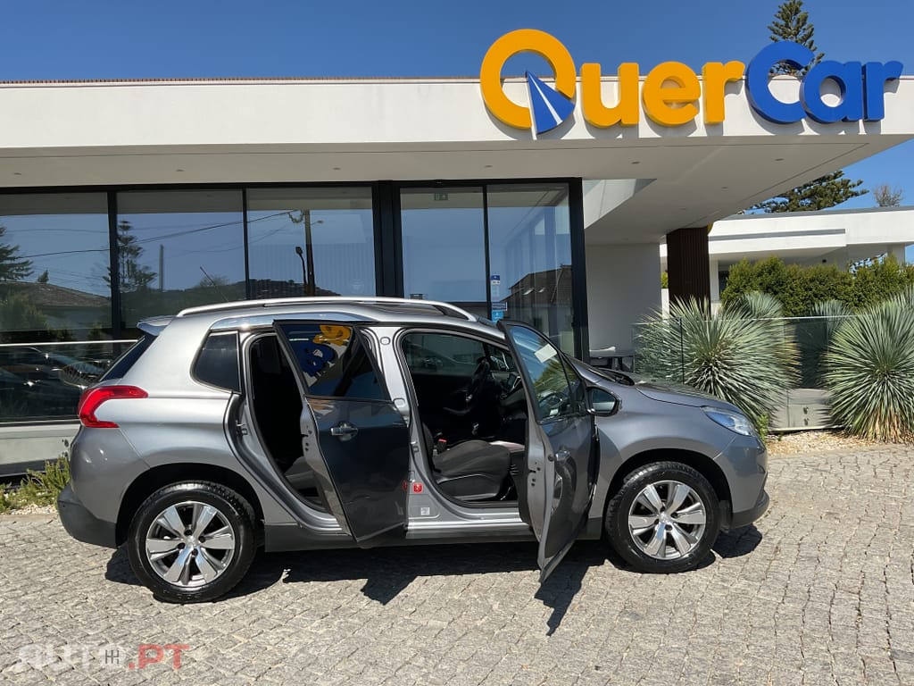 Peugeot 2008 1.2 PureTech Style