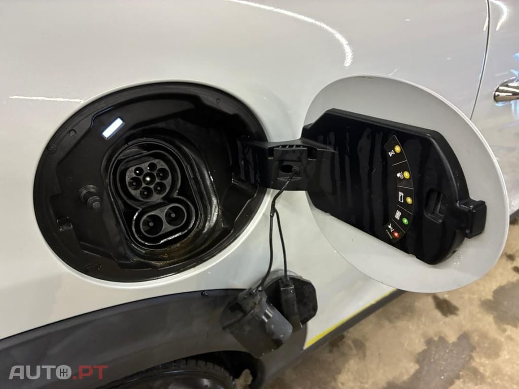 MINI Electric Copper SE Finition Greenwich