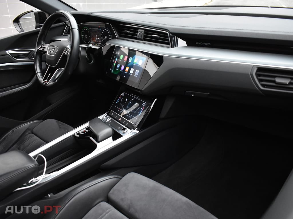 Audi E-Tron 55 quattro S line
