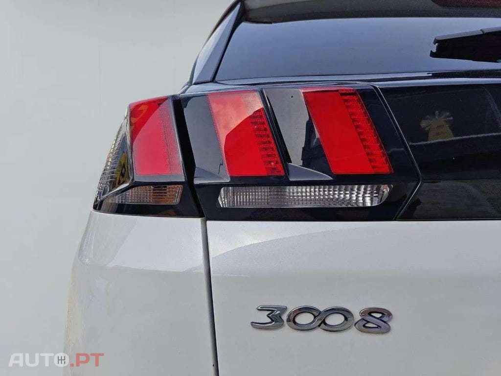 Peugeot 3008 1.5 BlueHdi EAT8 Allure