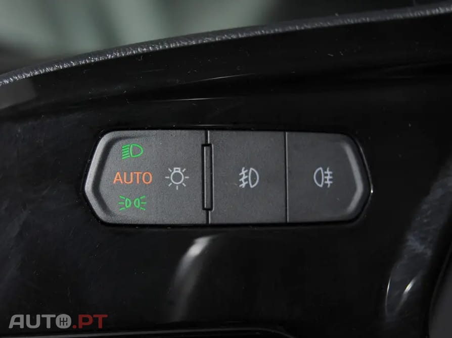 Ford Tourneo 2.0 TDCi Titanium 5 lugares