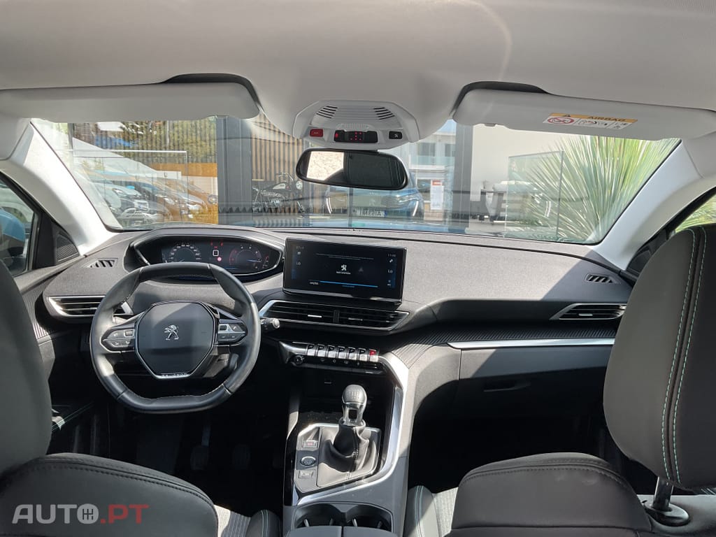 Peugeot 5008 1.5 BlueHDi Allure