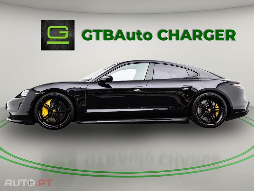 Porsche Taycan TURBO ALL-BLACK