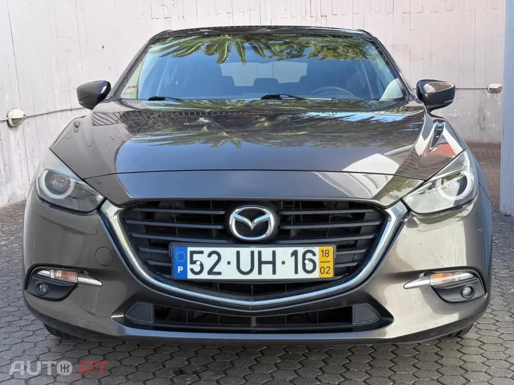 Mazda 3 1.5 Sky-G Evolve HS Navi