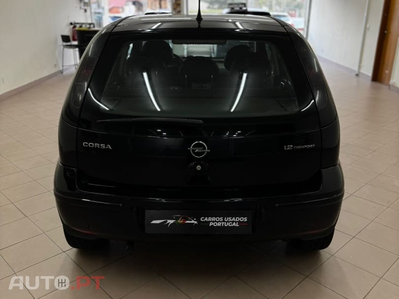 Opel Corsa 1.2 Twinport Enjoy