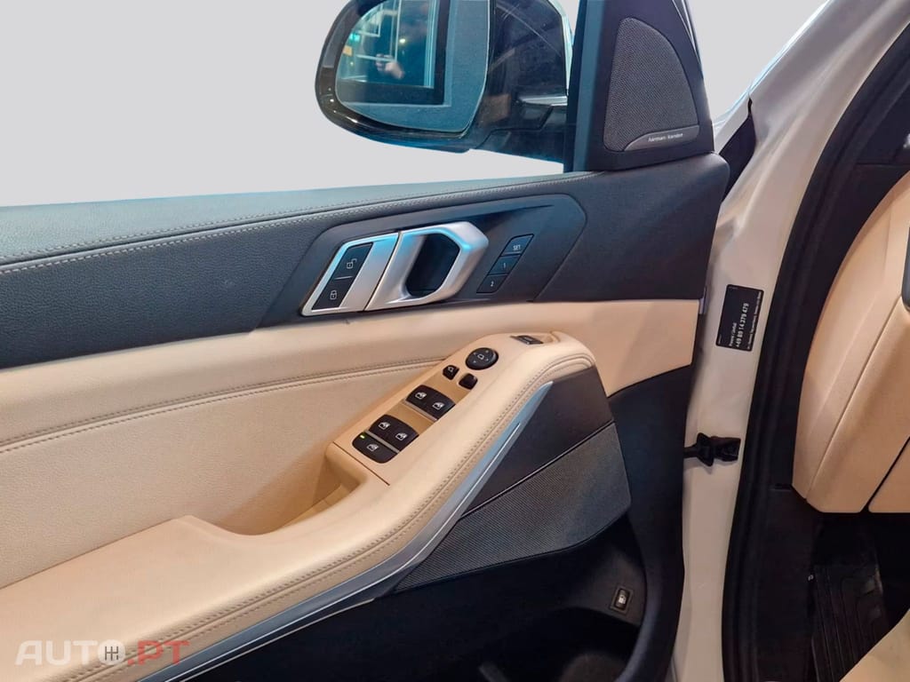 BMW X5 I.V.A DEDUTIVEL xDrive45e 