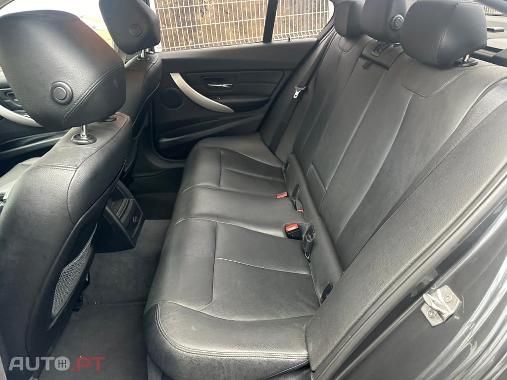 BMW 318 d Line Luxury