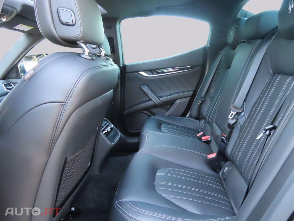 Maserati Ghibli I.V.A DEDUTIVEL GT Mild-Hybrid