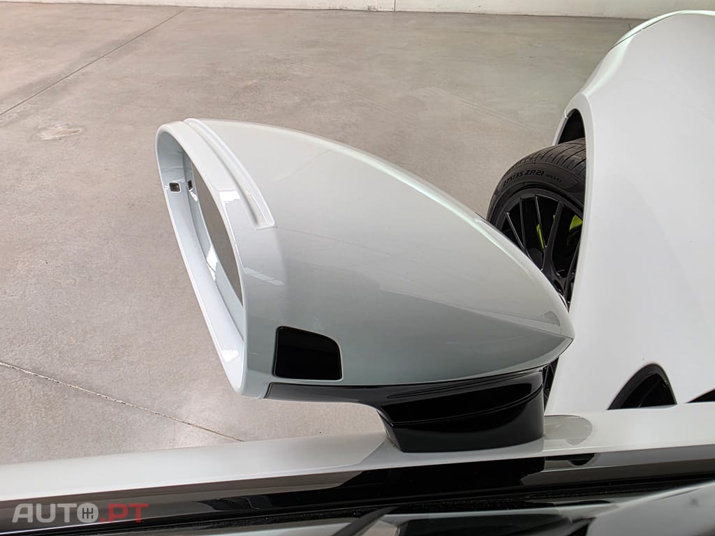 Porsche Panamera 4 e-hybrid