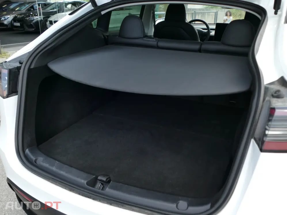 Tesla Model Y Tração Traseira