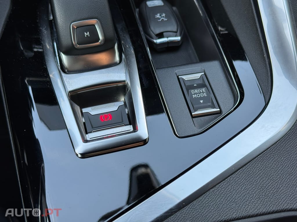 Peugeot 3008 1.5 BlueHDi GT EAT8