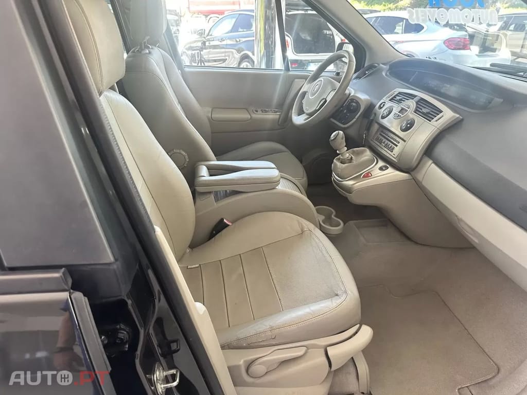 Renault Grand Scénic 1.5 dCi Dynamique S 7L.