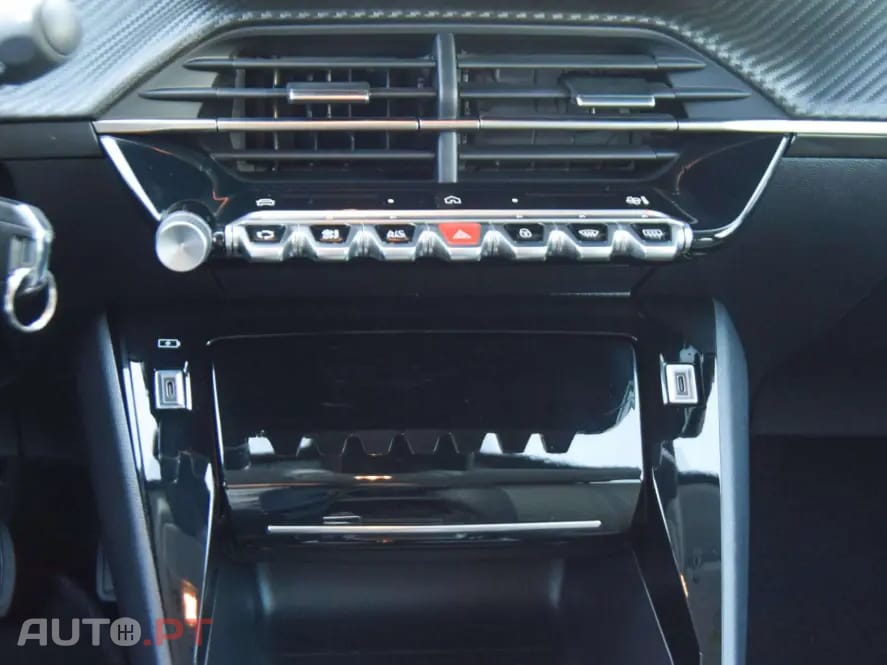 Peugeot 208 1.2 Hybrid Allure e-DCS6