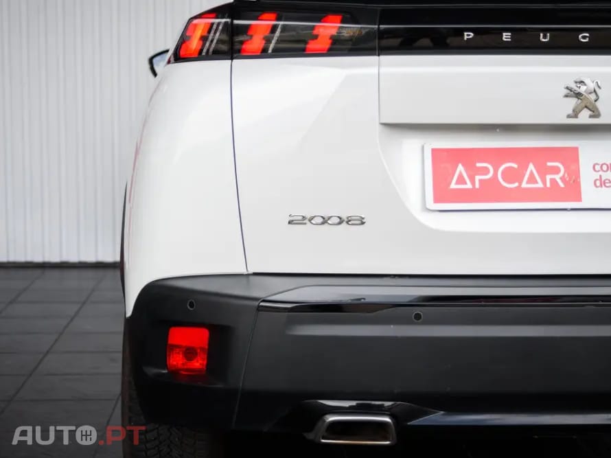Peugeot 2008 PureTech 130 EAT8 Allure
