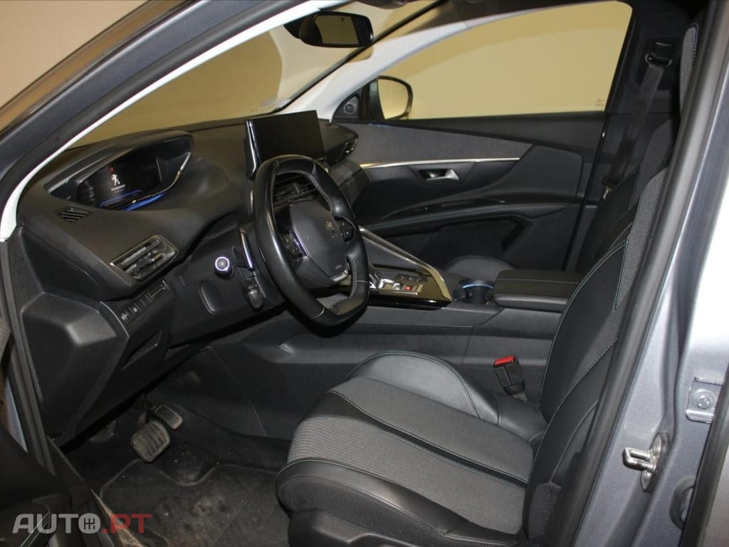 Peugeot 5008 1.5 BlueHDi Allure Pack EAT8