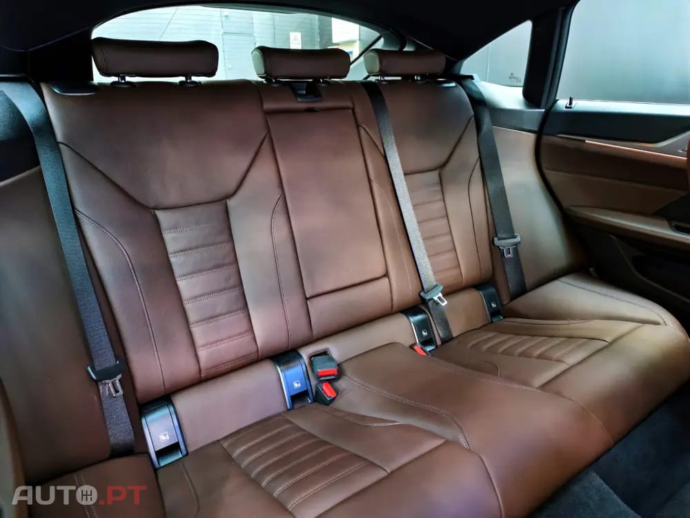 BMW i4 eDrive40 Pack Desportivo M Pro