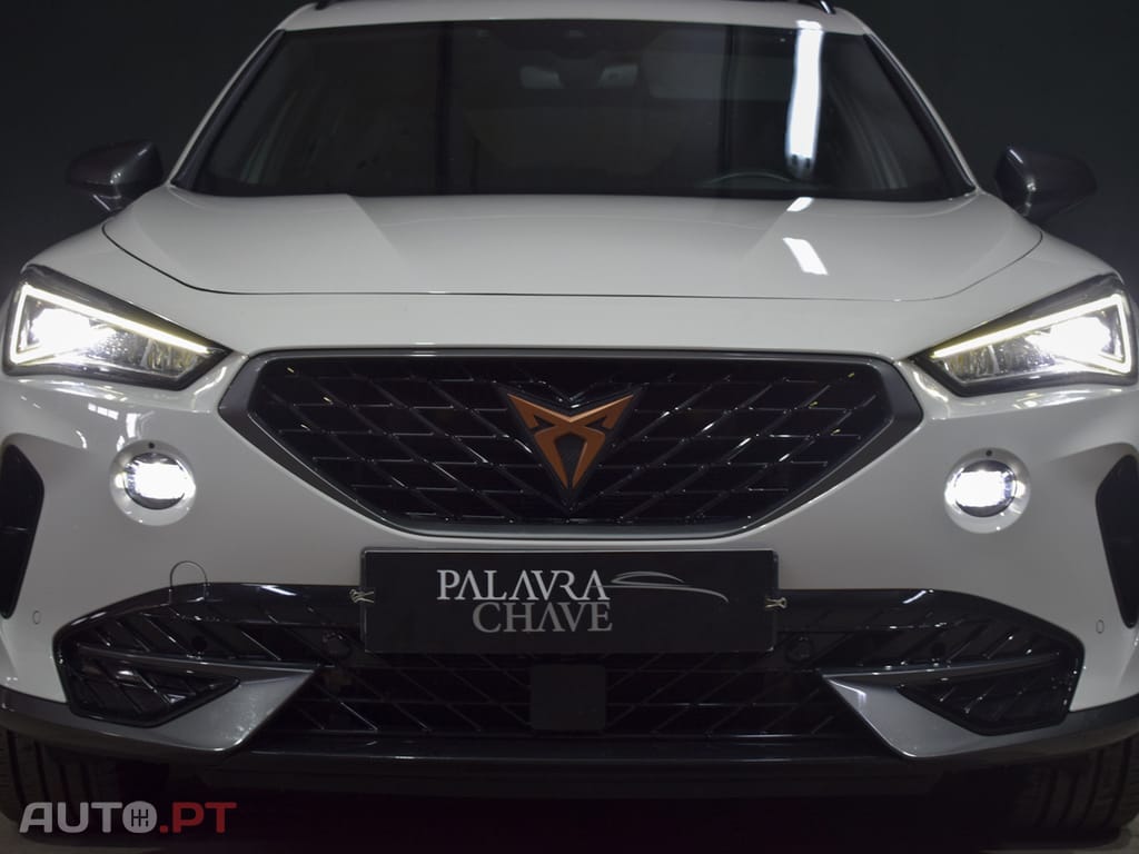 Cupra Formentor 1.4 Hybrid -Teto Panoramico e de abrir