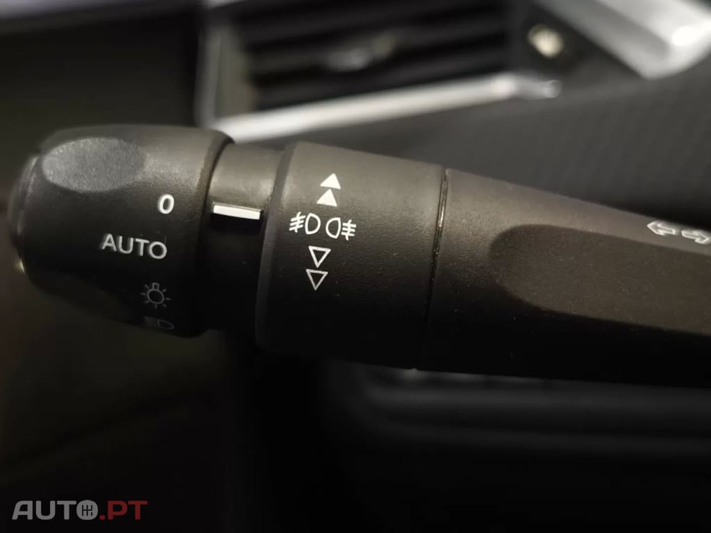 Peugeot 2008 PureTech 110 Stop&Start EAT6 Allure