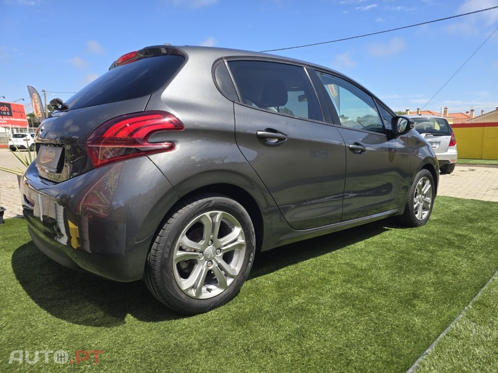 Peugeot 208 1.2 PureTech Allure