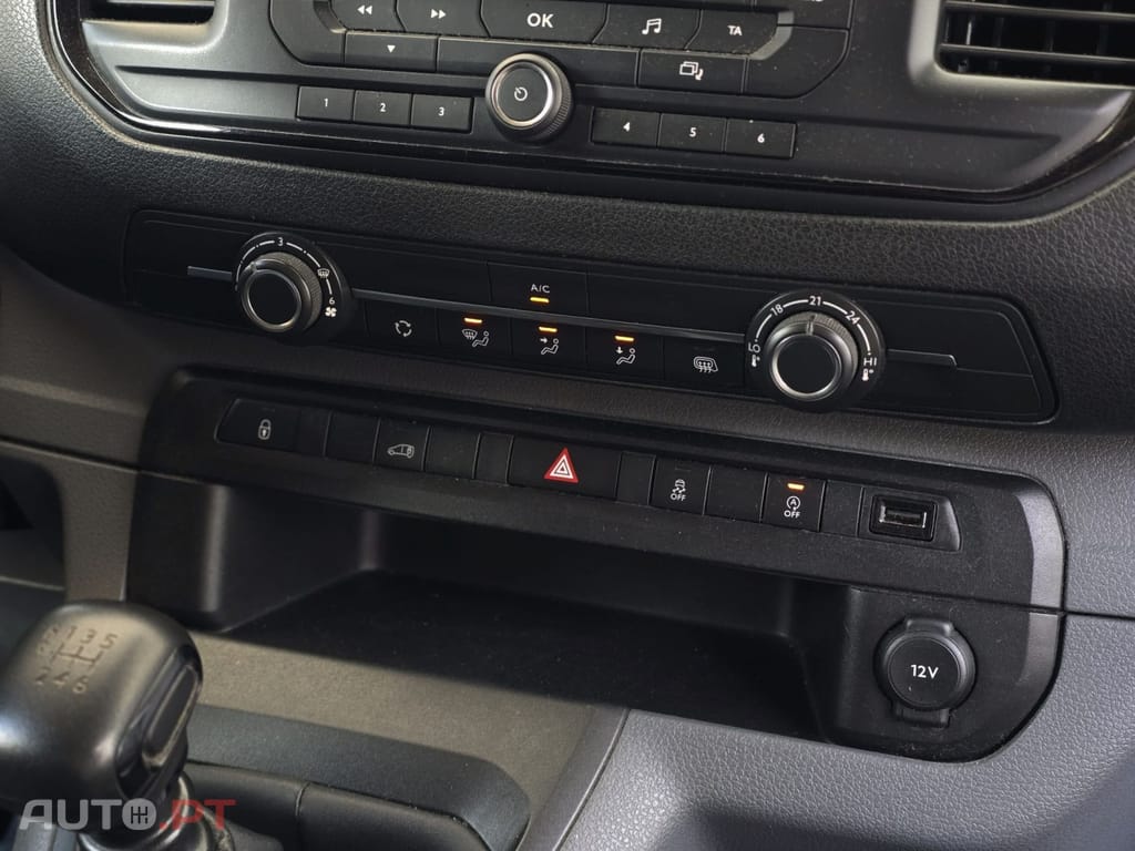 Peugeot Expert 2.0 BlueHDi L2H1 Premium Standard