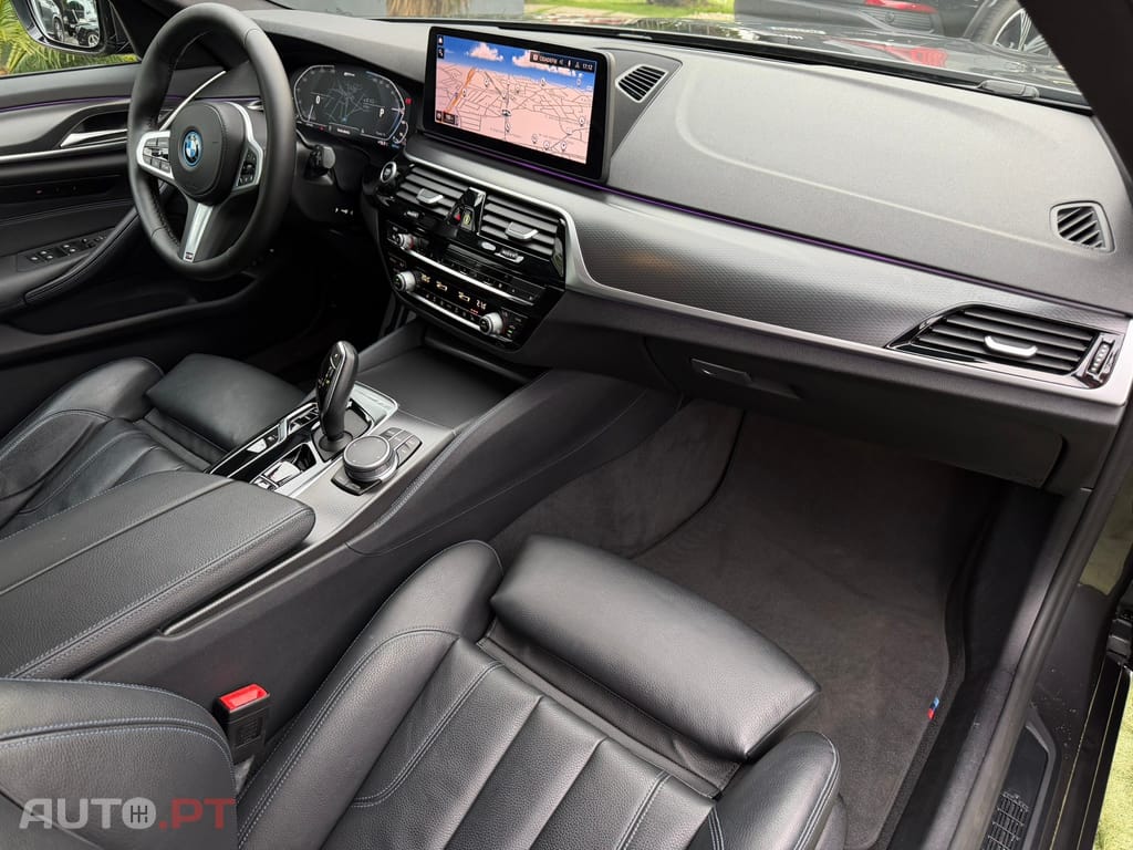 BMW 530 e Pack Desportivo M