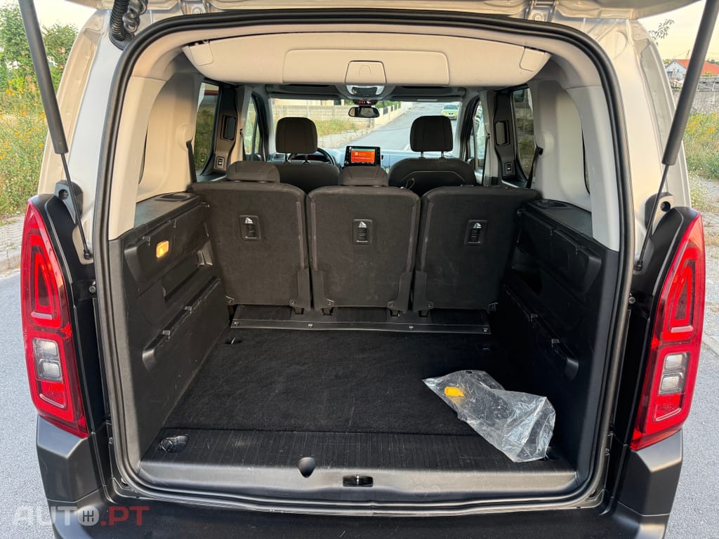 Citroen Berlingo 1.2 PureTech M Shine Pack EAT8