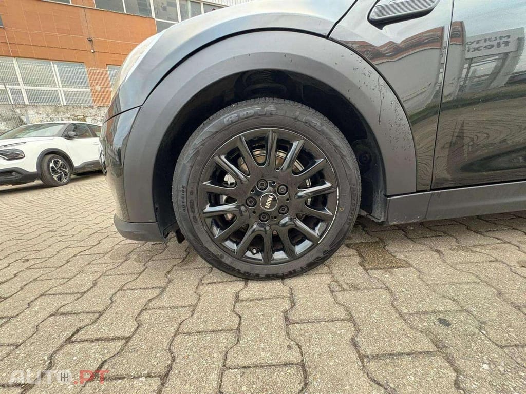 MINI Cooper Cooper Auto