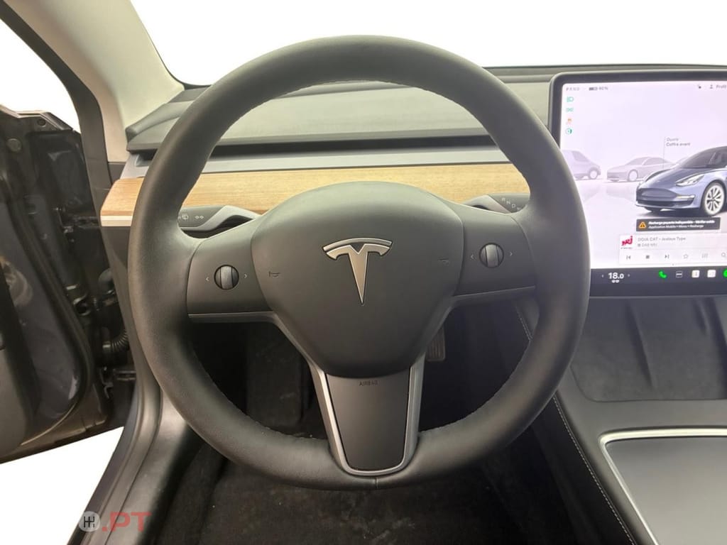 Tesla Model 3 Standard Range Plus RWD