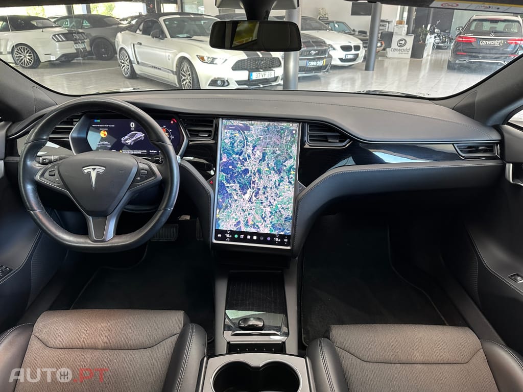 Tesla Model S Standard Range