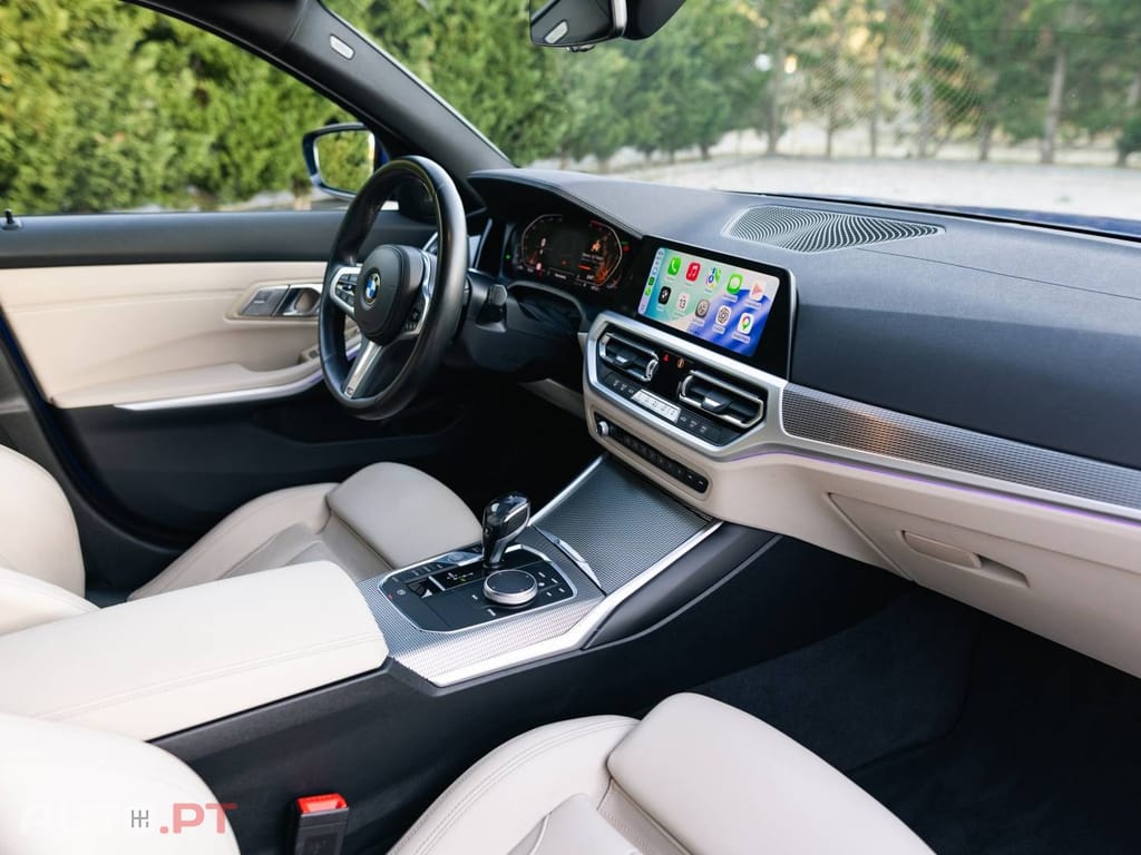 BMW 320 d Pack Desportivo M Auto