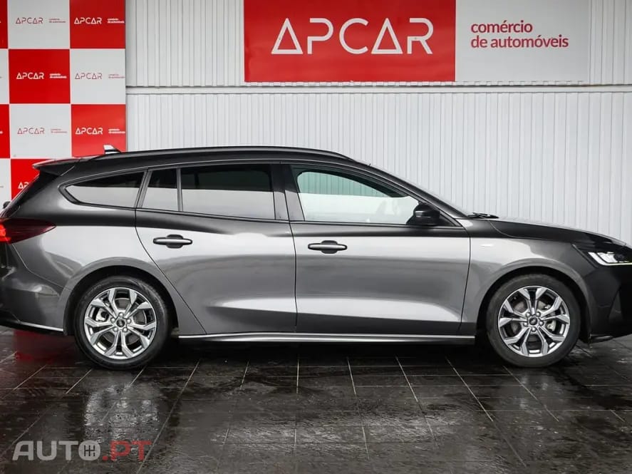 Ford Focus SW 1.0 EcoBoost ST-Line