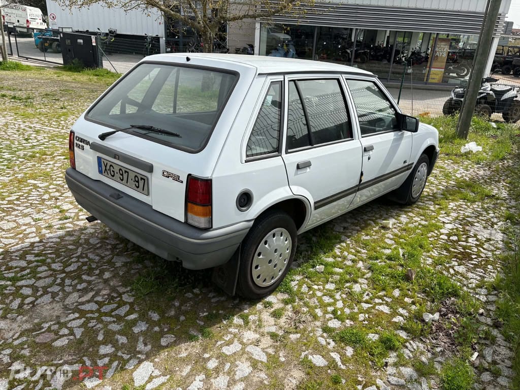 Opel Corsa 1.2 S
