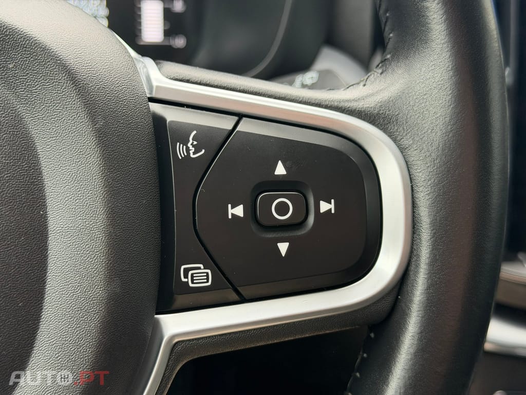 Volvo XC60 2.0 D4 Momentum Geartronic