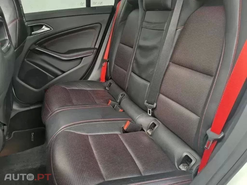 Mercedes-Benz CLA 45 AMG Shooting Brake 4-Matic