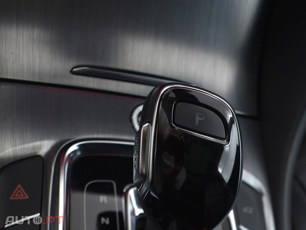 MG EHS I.V.A DEDUTIVEL PHEV 1.5 T-GDI Luxury 