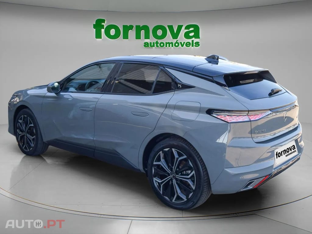 DS DS4 E- Tense 1.6 Hybrid La Premiere