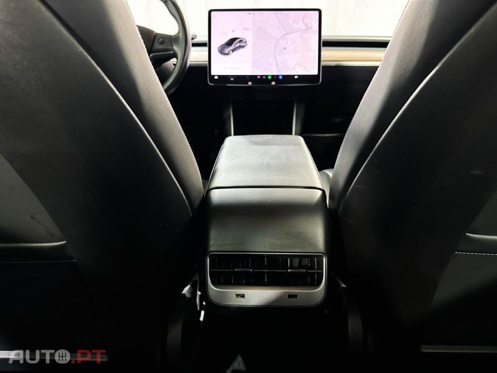 Tesla Model 3 Long-Range Dual Motor AWD
