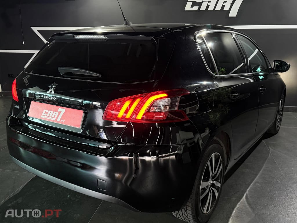 Peugeot 308 1.2 PureTech Allure Pack