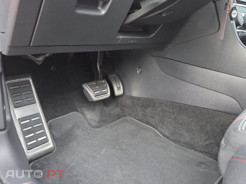 Volkswagen Golf 2.0 TSi GTi DSG Performance