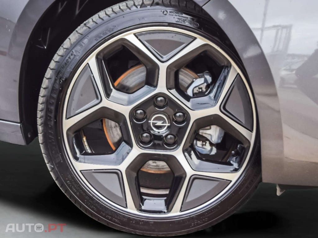 Opel Astra Sports Tourer 1.2 T GS