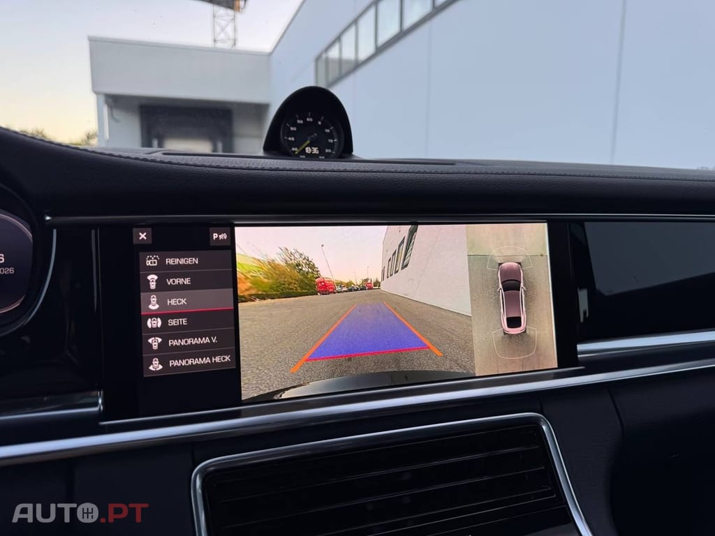 Porsche Panamera 4 E-Hybrid