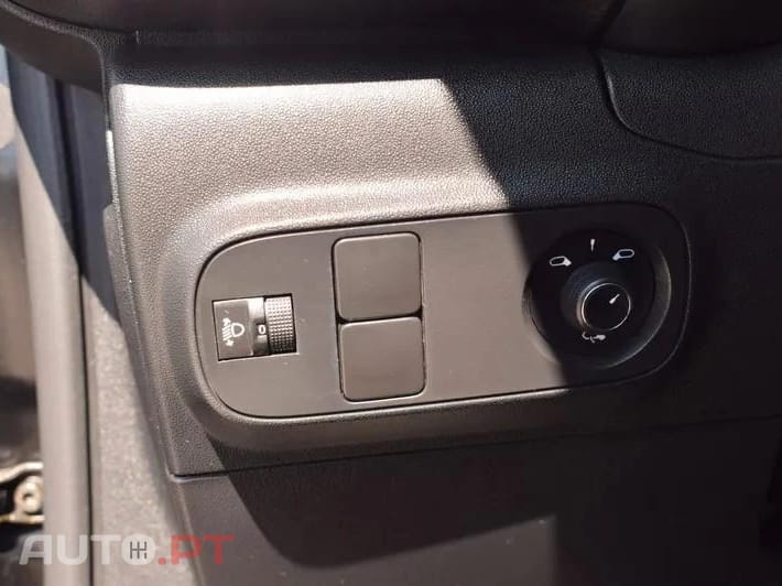 Citroen C3 1.2 PureTech Shine EAT6