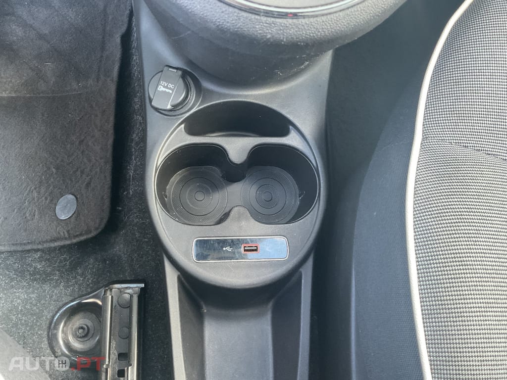 Fiat 500 1.2 Lounge Dualogic