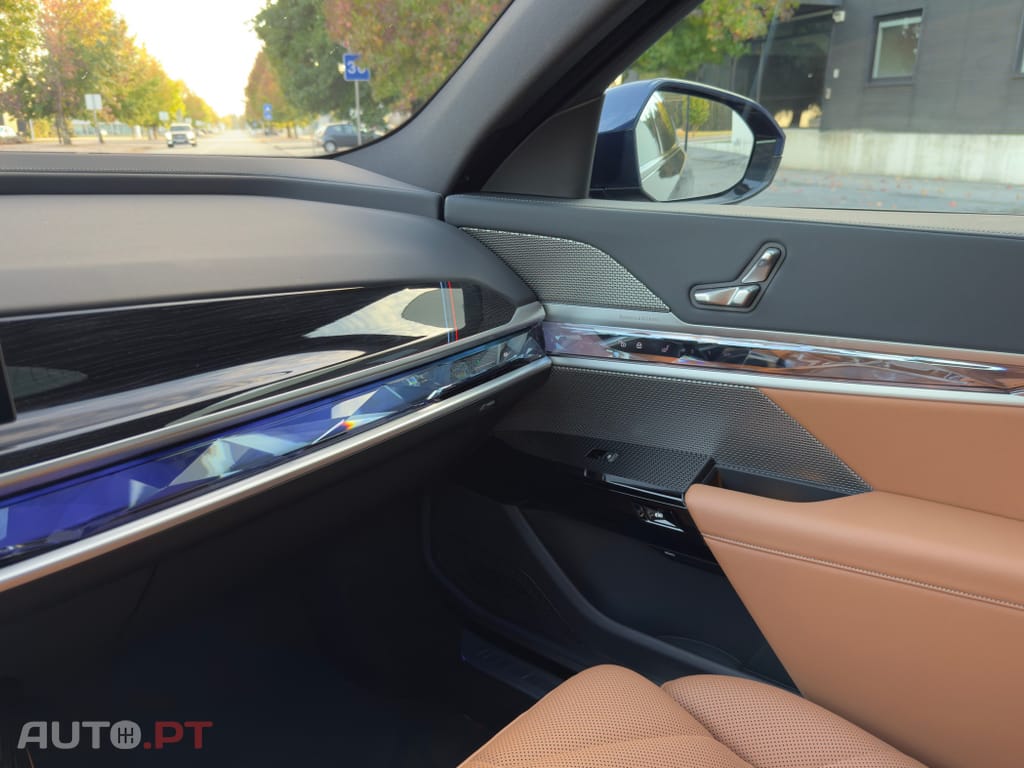 BMW 750 e xDrive Pack-M Pro