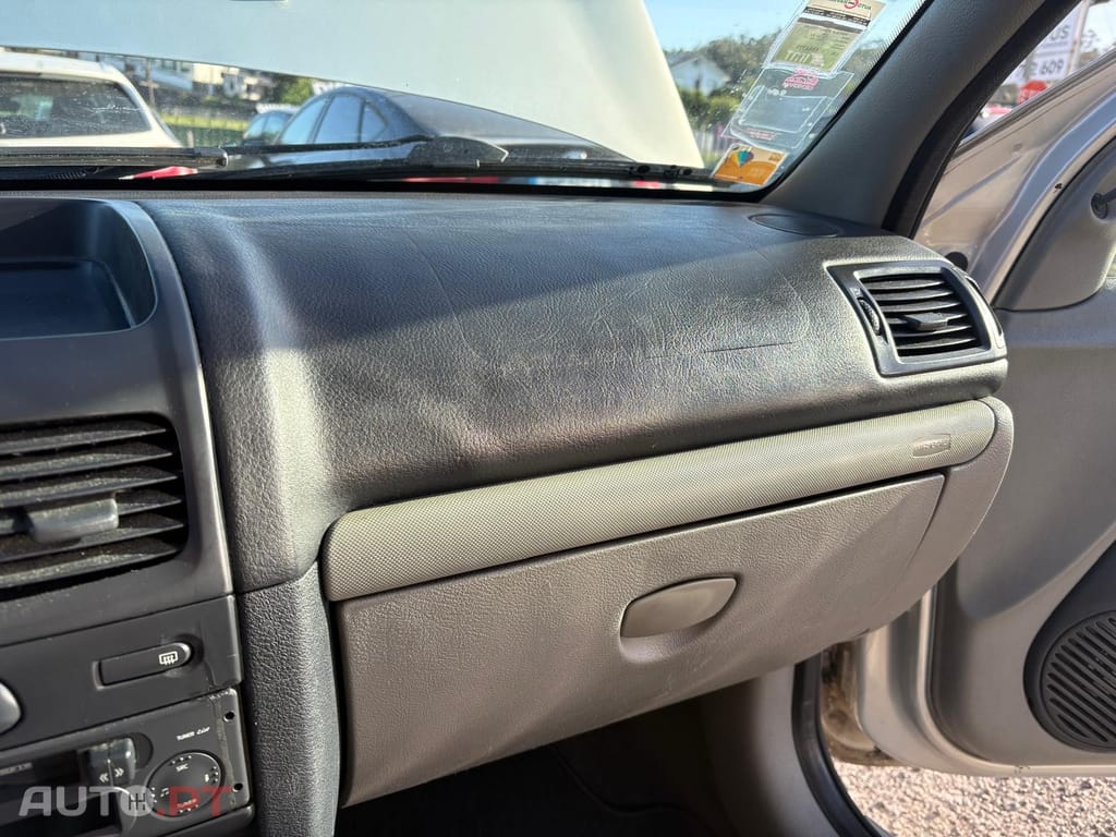 Renault Clio 1.2 Authentique