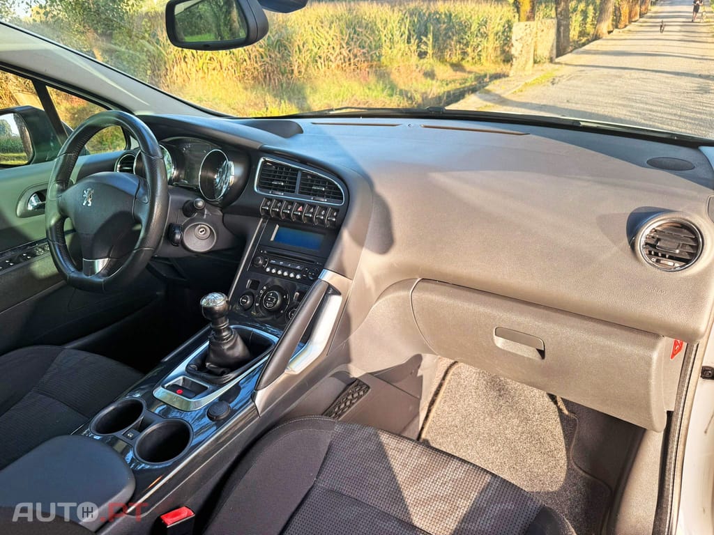 Peugeot 3008 1.6 HDi Executive