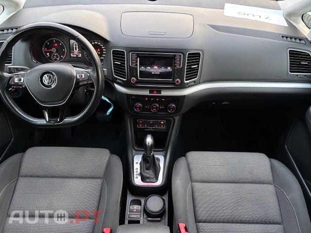 Volkswagen Sharan 2.0 TDI Highline DSG