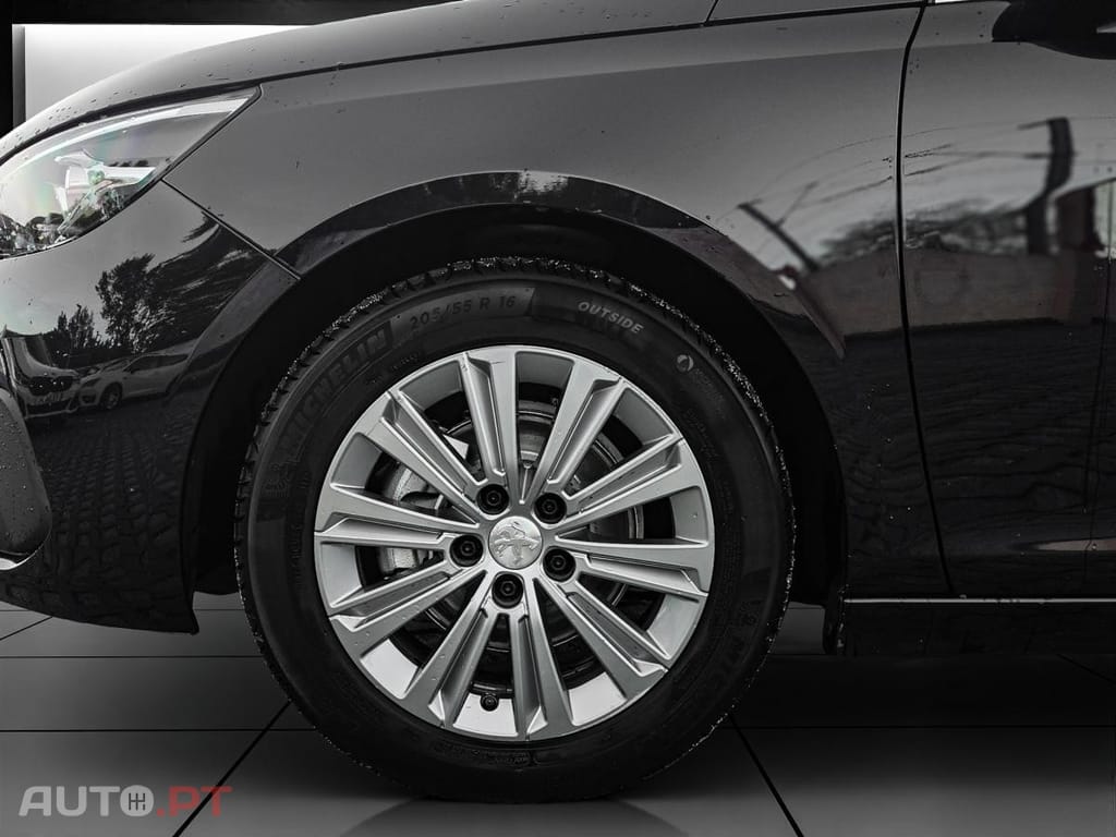 Peugeot 308 PureTech 130 Allure Pack