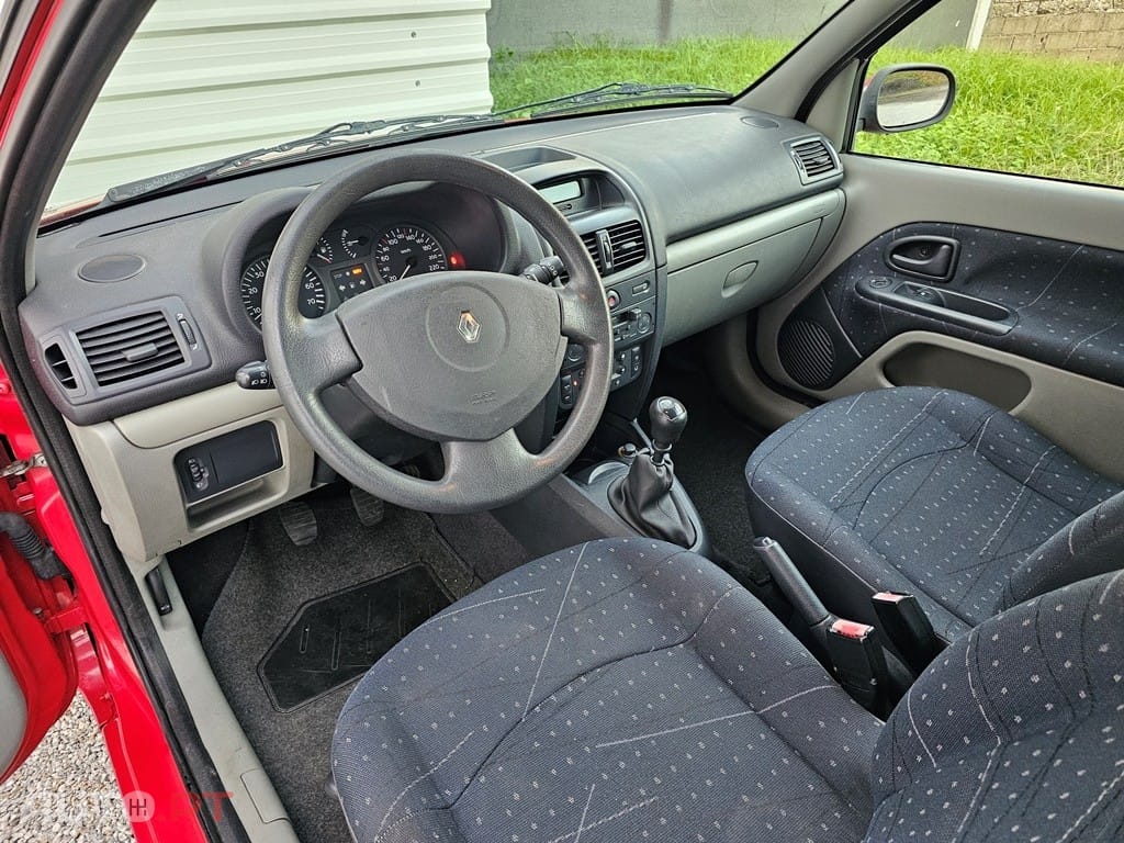 Renault Clio 1.2 16V Confort Privilège