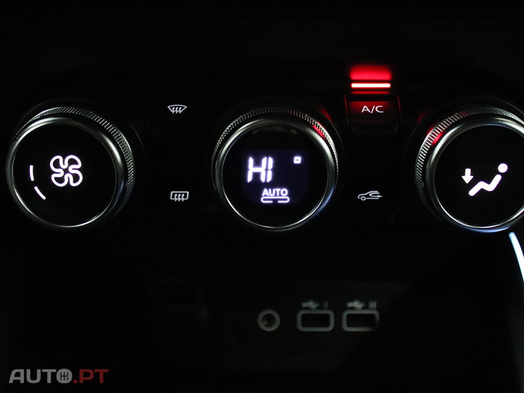 Renault Clio Clio 1.0 TCe Techno Bi-Fuel